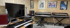 basilemusicschool - Cours de piano, synthé, accordeon, batterie, chant, mao